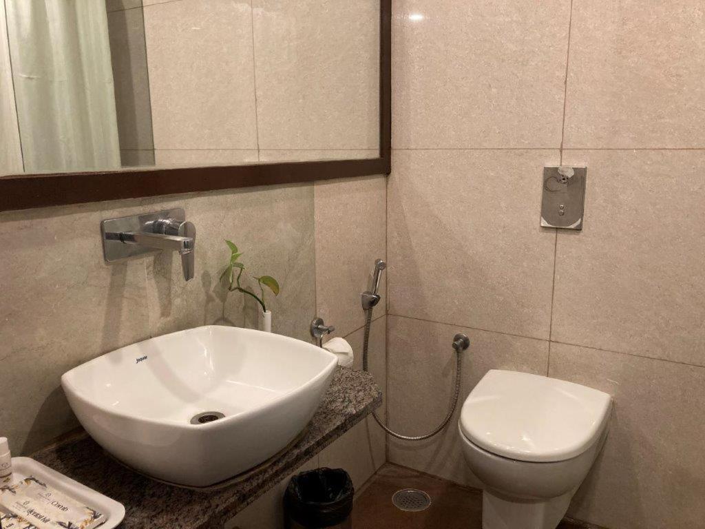 העיר בנגלור Hotel Ramanashree Richmond מראה חיצוני תמונה