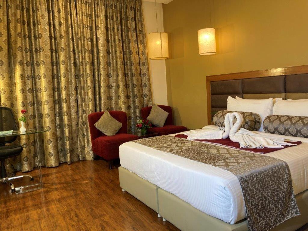 העיר בנגלור Hotel Ramanashree Richmond מראה חיצוני תמונה